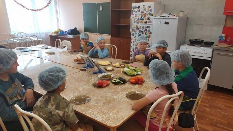 Начался учебный год и начались занятия по кулинарии.