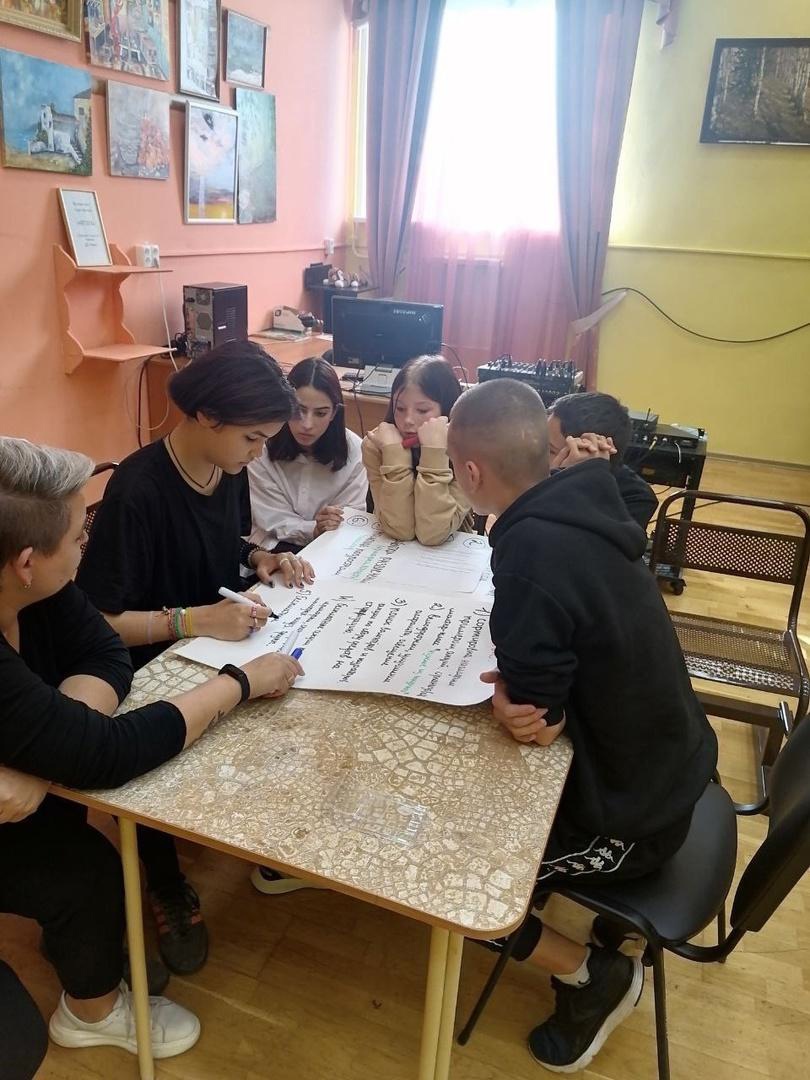 В Никольском ресурсном центре прошла встреча инициативных групп учащихся из всех школ г.Никольского 