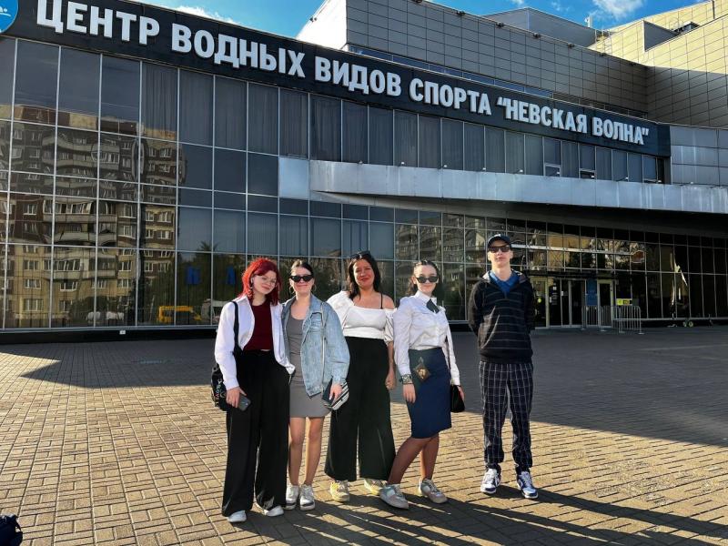 Ребята  посетили музыкальный спектакль на воде «Живая вода». 