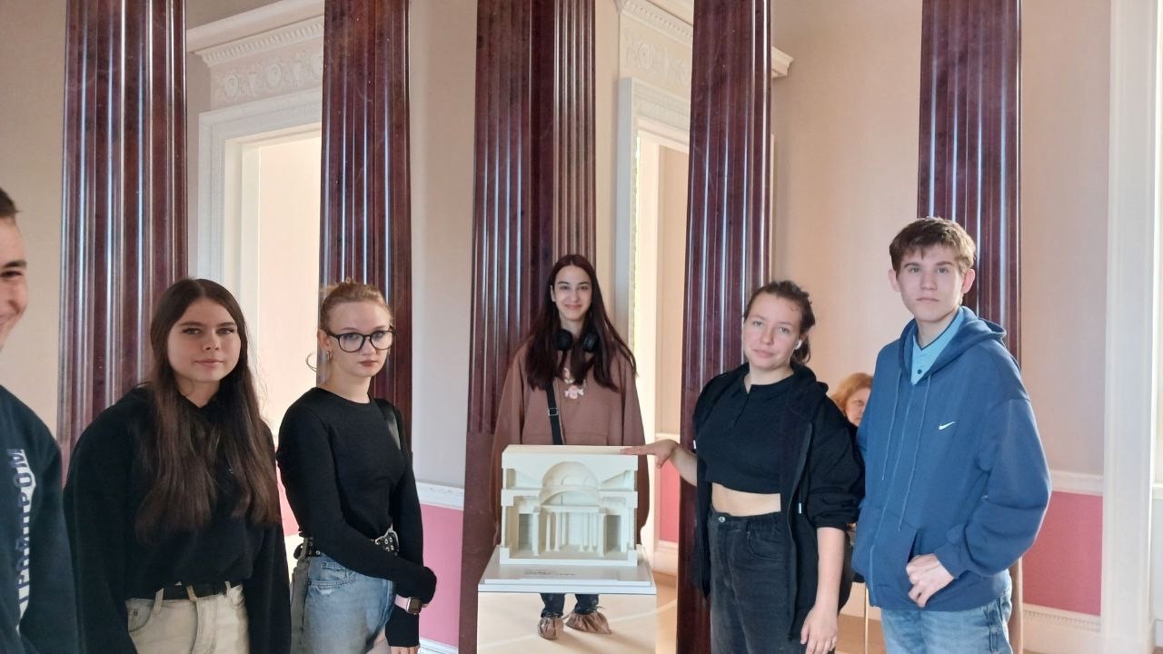 И снова здравствуй Пушкин.