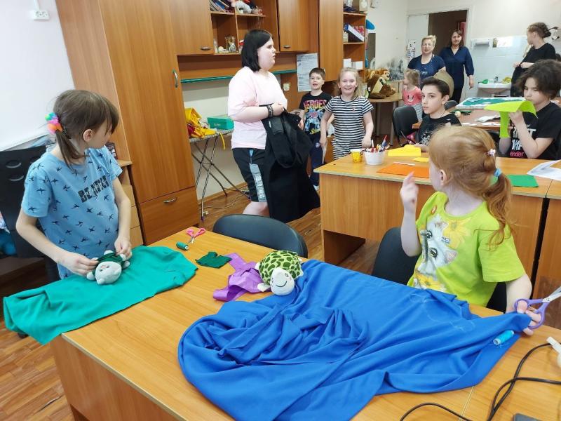 «Умелая иголочка»: мастерство на все времена!