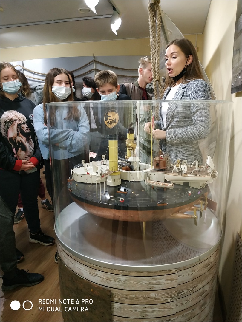 Адмиралтейские верфи Адмиралтейские верфи