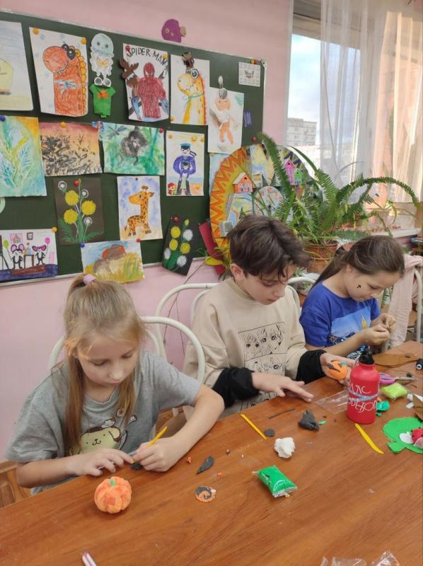 Творим, создаём, познаём и открываем себя.