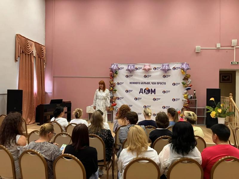 День социального работника в этом году получился по-настоящему насыщенным. 