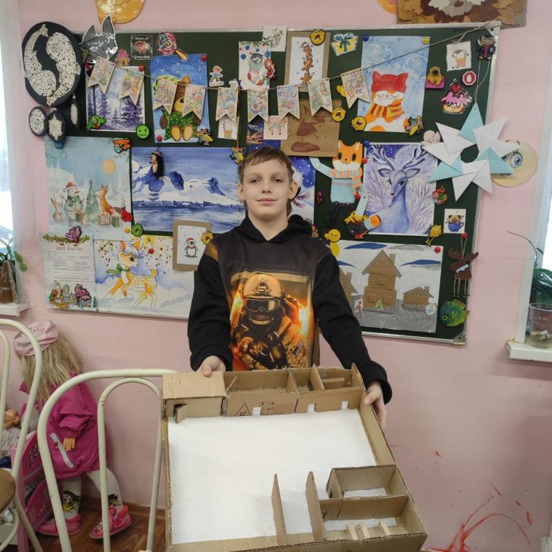 В мастерской волшебников по-прежнему кипит самая настоящая творческая магия