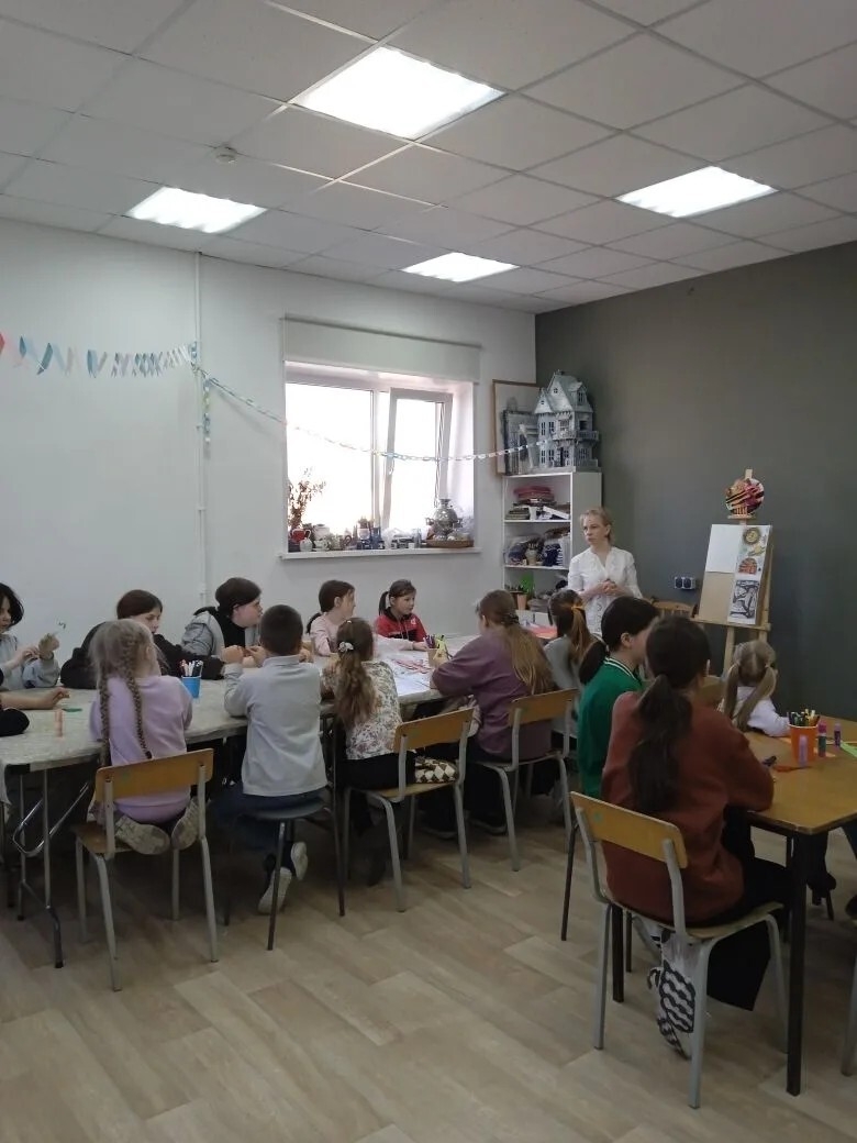1 апреля в Никольском культурно-досуговом центре организовали настоящий праздник для всех, кто любит проводить время с пользой и фантазией. 1 апреля в Никольском культурно-досуговом центре организовали настоящий праздник для всех, кто любит проводить время с пользой и фантазией.
