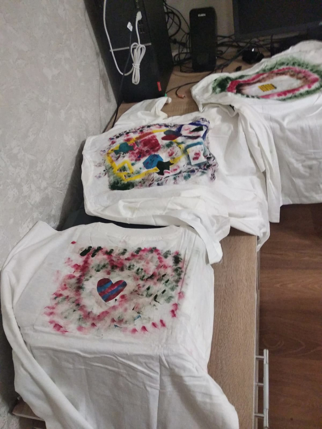 Рисуем на футболках